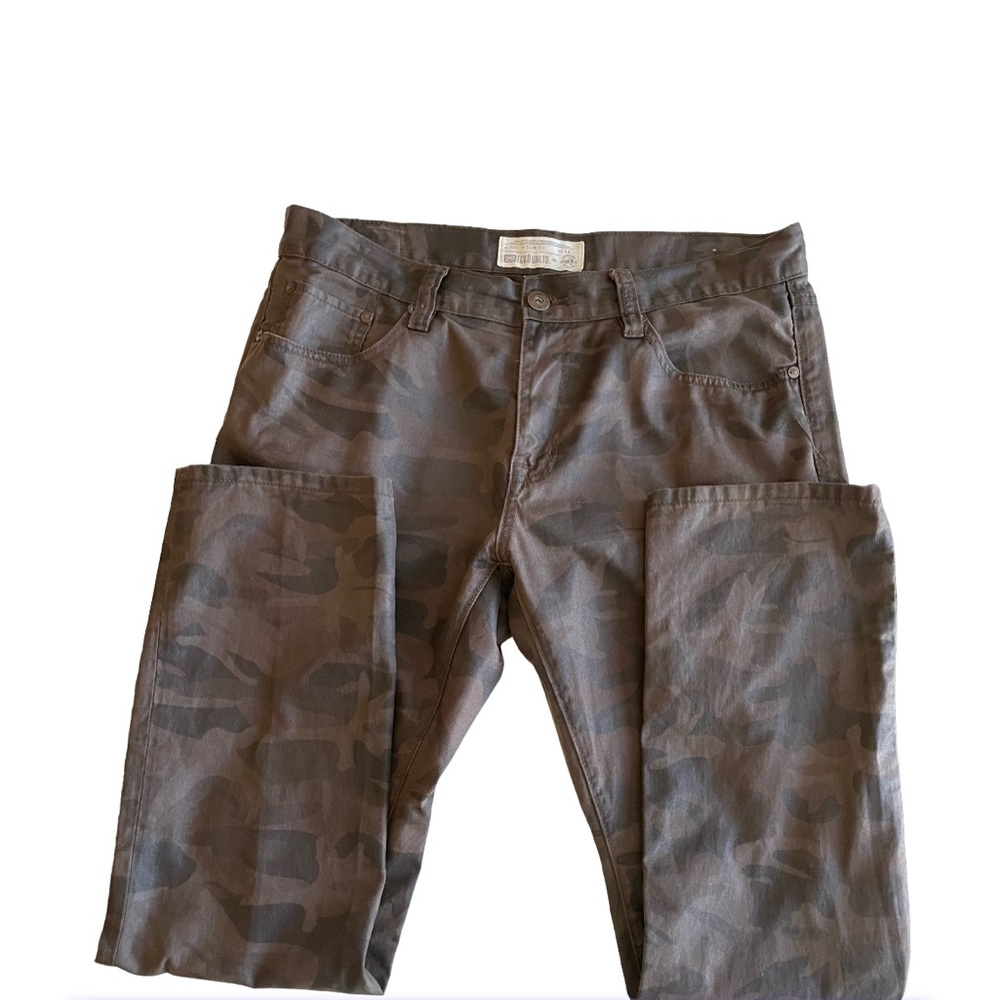 ECHO UNLTD army Print, jeans